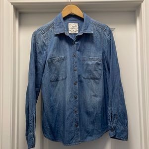 SONOMA Women’s Denim Bottom Down Shirt Size Medium